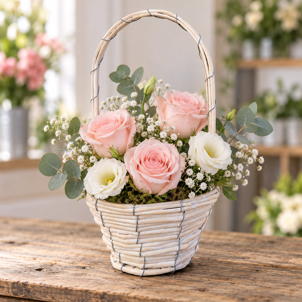 White Willow Floral Basket with Handle & Liner– Washed White